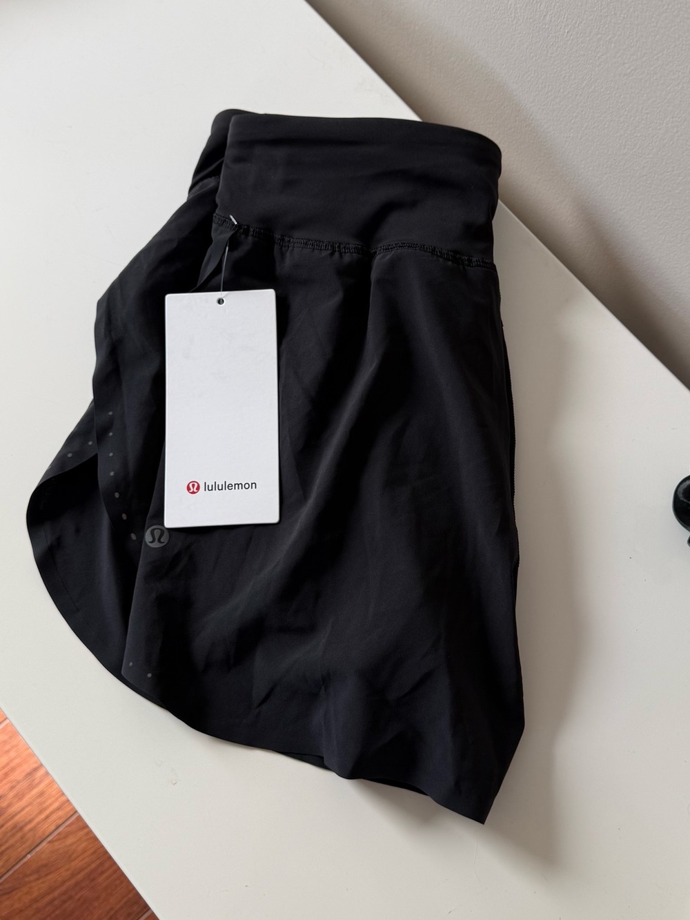 Size 6 fast and free classic shorts 3” reflective black